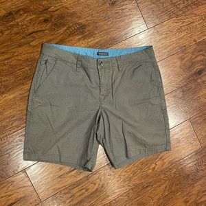 Toad and Co Womens Taupe Textured Midi Shorts Size 12 Organic Cotton Gorpcore